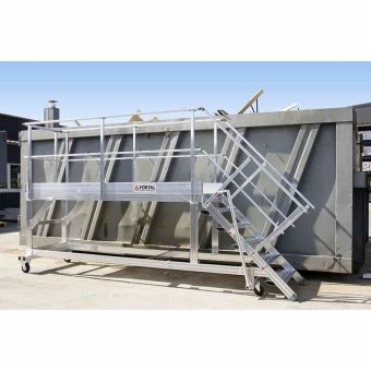 Plate-forme d'accès à bennes à déchets CONFORT
